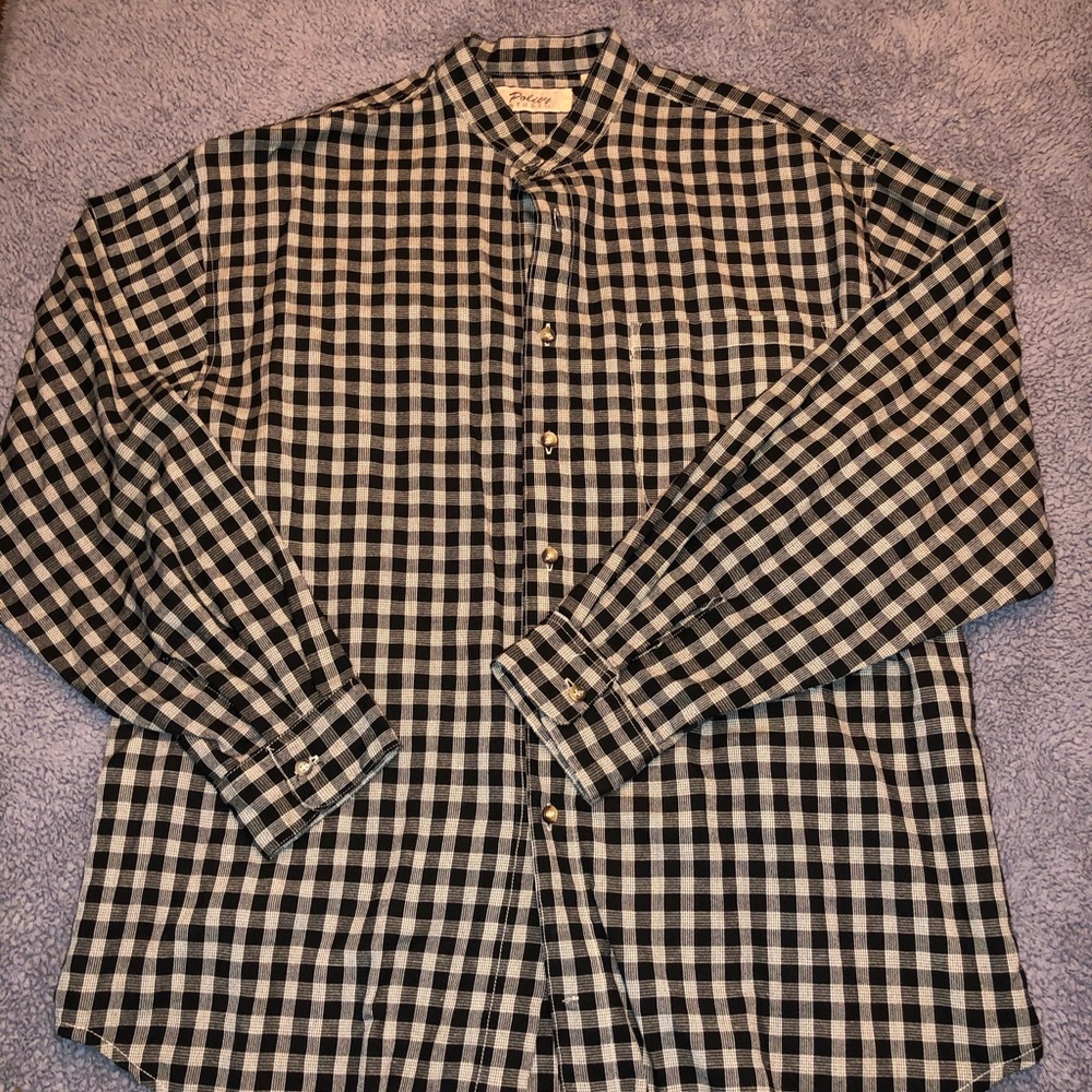 Men’s long sleeve button shirt